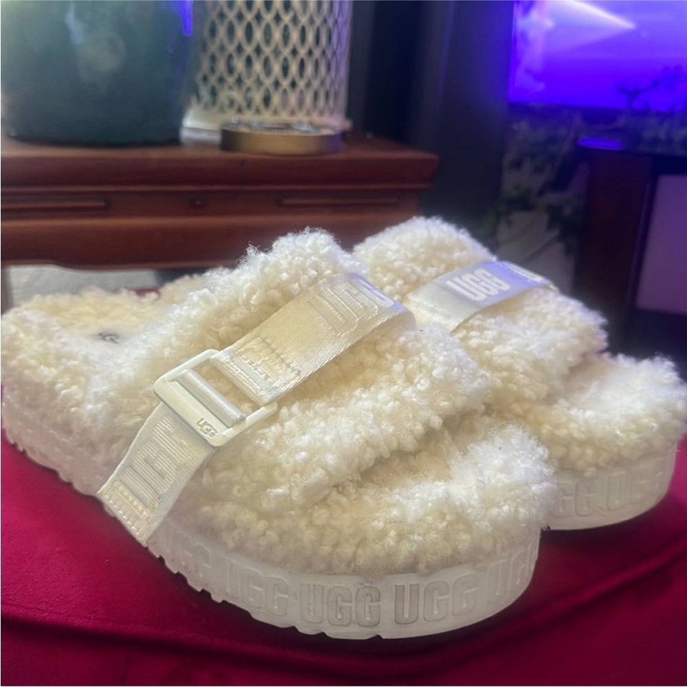 Fluffita Ugg slides